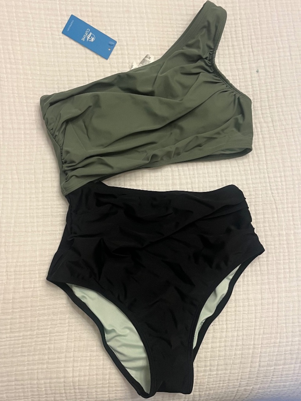 Cupshe swimsuit